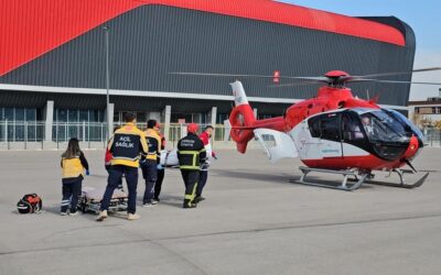 Helikopter ambulans kazada yaralanan gence yetişti