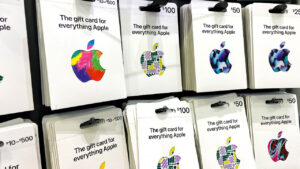 Her şey bir hediye kartıyla başladı: Apple kullanıcısının hayatı nasıl kabusa döndü?