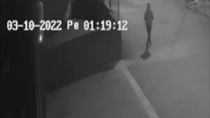 Hırsızı dışkısı ele verdi: Bağırsaklarım rahatsızdı dayanamadım