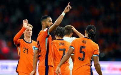 Hollanda 4-0 Finlandiya (MAÇ SONUCU ÖZET)