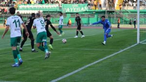 Iğdır FK-Boluspor maçında puanlar paylaşıldı