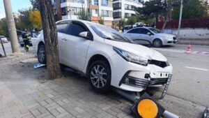 İki otomobilin çarpıştığı kazada 7 kişi yaralandı