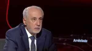 İlim Yayma Cemiyeti Genel Başkanı Yusuf Tülün'den gençlere tavsiye: Bir Müslüman, ihtiyacıyla hayatını organize eder