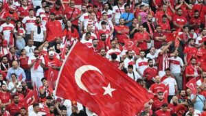 İspanya-Türkiye maçının biletleri satışa çıktı
