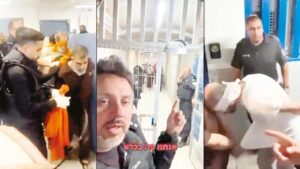 İsrail hapishanesinde alçaklık! Soykırımcıdan Filistinli tutsaklara işkenceli takas