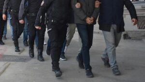 İstanbul'da kaçak elektronik sigara operasyonu: 586 gözaltı
