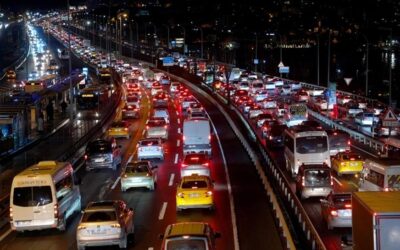 İstanbul'un bitmeyen çilesi… Akşam trafiği yüzde 83'e ulaştı