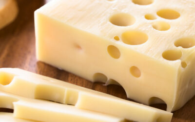 Asırlık gizemi çözen şaşırtıcı detay: İsviçre peynirinin ikonik delikleri neden kayboldu?