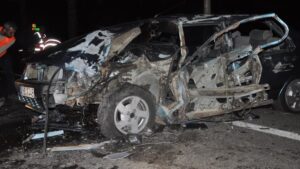 İzmir'de feci kaza: 3'ü çocuk 6 yaralı