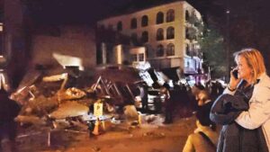 Kendini yine hatırlattı 6.1! Balıkesir Sındırgı saat: 22.48