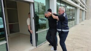 Kırmızı bültenle aranan cinayet zanlısı Abhazya'da yakalandı