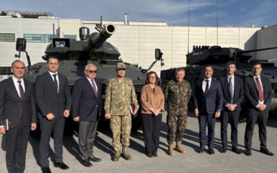 Kıtada adeta Türkiye rüzgarı esiyor! Binlerce kilometre öteden Türk zırhlıları  için geldiler