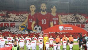 Kocaeli'nde milliler için müthiş koreografi!