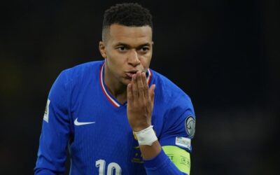 Kylian Mbappe, Cristiano Ronaldo ve Lionel Messi'yi geçti