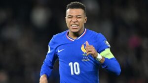 Kylian Mbappe'den Fransa'ya kötü haber