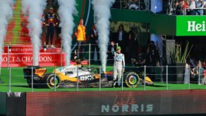 Lando Norris Meksika’da zaferle şampiyona liderliğine yükseldi!