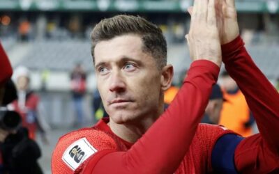 Robert Lewandowski'nin sol uyluk kasında yırtık olduğu öğrenildi!