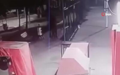 Lise öğrencilerini dövüp bıçakladılar! O anlar kamerada