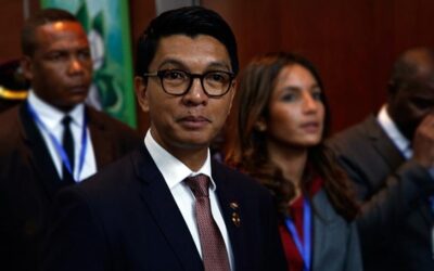 Madagaskar'da siyasi deprem: Cumhurbaşkanı, Fransız askerleriyle ülkeden kaçtı iddiası