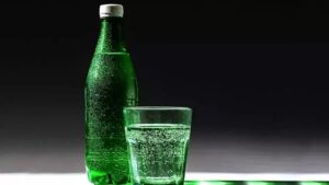 Maden suyunu bardakta içen yandı: Senelerdir yanlış biliyormuşuz! İşte nedeni…