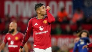 Manchester United'dan Casemiro kararı