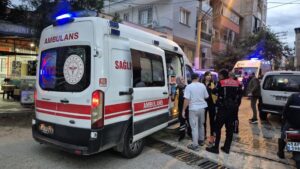 Manisa'da dayı-yeğen tartışması kavgaya dönüştü: 2 yaralı