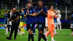 Manuel Akanji geleceği için kararını verdi