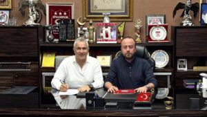 Mehmet Altıparmak: Sivasspor'da görev almak büyük bir onur