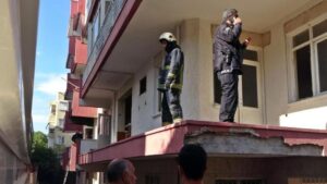 Metruk binada yanmış ceset paniği! Kimliği araştırılıyor