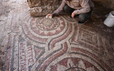 Midyat'ta 1500 yıllık mozaik keşfi