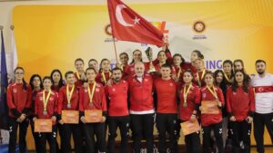 Milli güreşçilerden 39 madalya birden