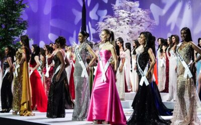 Miss Universe krizi: İki erkeğin sahne arkasındaki savaşı