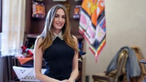 Miss Word'de dereceye girememişti: İdil Bilgen doktorluğa bakın nerede başladı!
