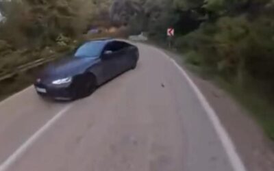 Motosikletli ölümden kıl payı kurtuldu! O anlar kameraya yansıdı