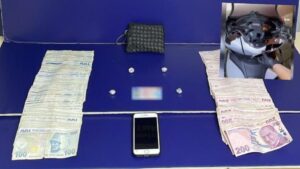 Motosiklette manyetik düzenek! Polis gizli bölmeyi böyle buldu