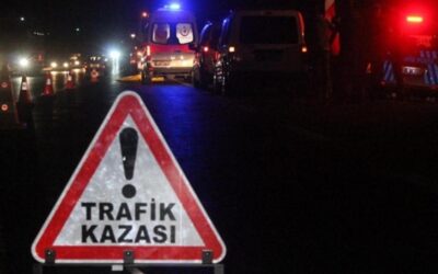 Motosikletten savrulan 2 kişiye ambulans çarptı… İstanbul'da korkutan kaza