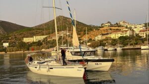 Muğla'da 42 düzensiz göçmen, 2 göçmen kaçakçısı yakalandı