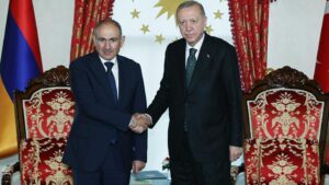 Paşinyan'dan dikkat çeken Türkiye açıklaması: Bize güven veriyor