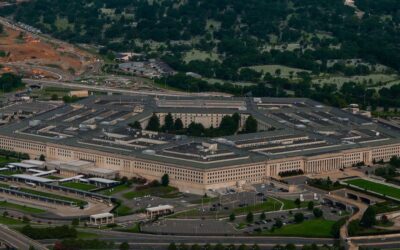 Pentagon yapay zeka hackerlarına milyonlar harcıyor