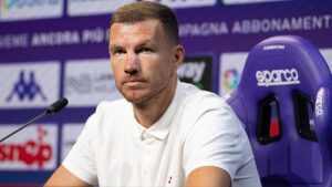 Peş peşe açıklamalar! Edin Dzeko hocasıyla atıştı