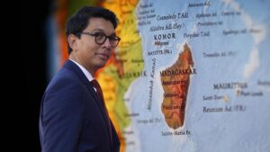 Protestolar darbeyi getirdi… Madagaskar'da ordu yönetime el koydu