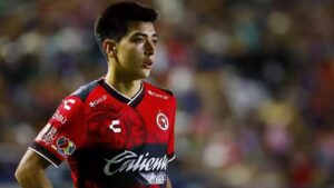Real Madrid, Gilberto Mora'nın peşinde