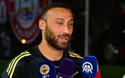 Resmen geri dönüyor! Süper Lig'de yılın sürprizi Cenk Tosun