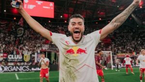Romulo attı! Leipzig kazandı