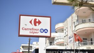 Sabancı Holding'den CarrefourSA satılıyor iddialarına yanıt: Kesinleşmiş bir karar yok