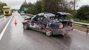 Sakarya'da trafik kazası: 1 ölü, 2 yaralı