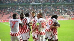 Samsunspor 3-0 Dinamo Kiev (MAÇ SONUCU – ÖZET) Samsun Avrupa'da durdurulamıyor!