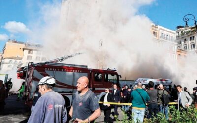 Şans eseri kurtuldu kalpten öldü… Tarihi kule çöktü