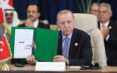 Şarm el-Şeyh'te tarihi imza: Başkan Erdoğan barış masasında