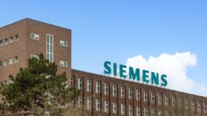 Siemens 10,4 milyar euro net kar açıkladı